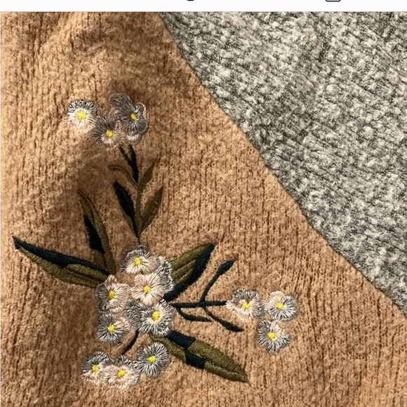 Anthropologie MAEVE EMBROIDERED bomber style sweater jacket - Picture 4 of 6